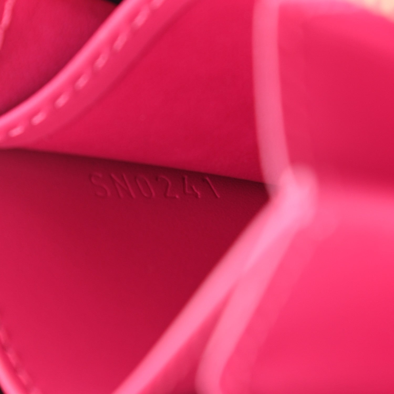 Louis Vuitton Vernis Valentine Zippy Coin Purse Fuchsia 7 of 9