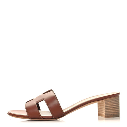 Hermes Calfskin Oasis Sandals 40.5 Gold 1 of 9