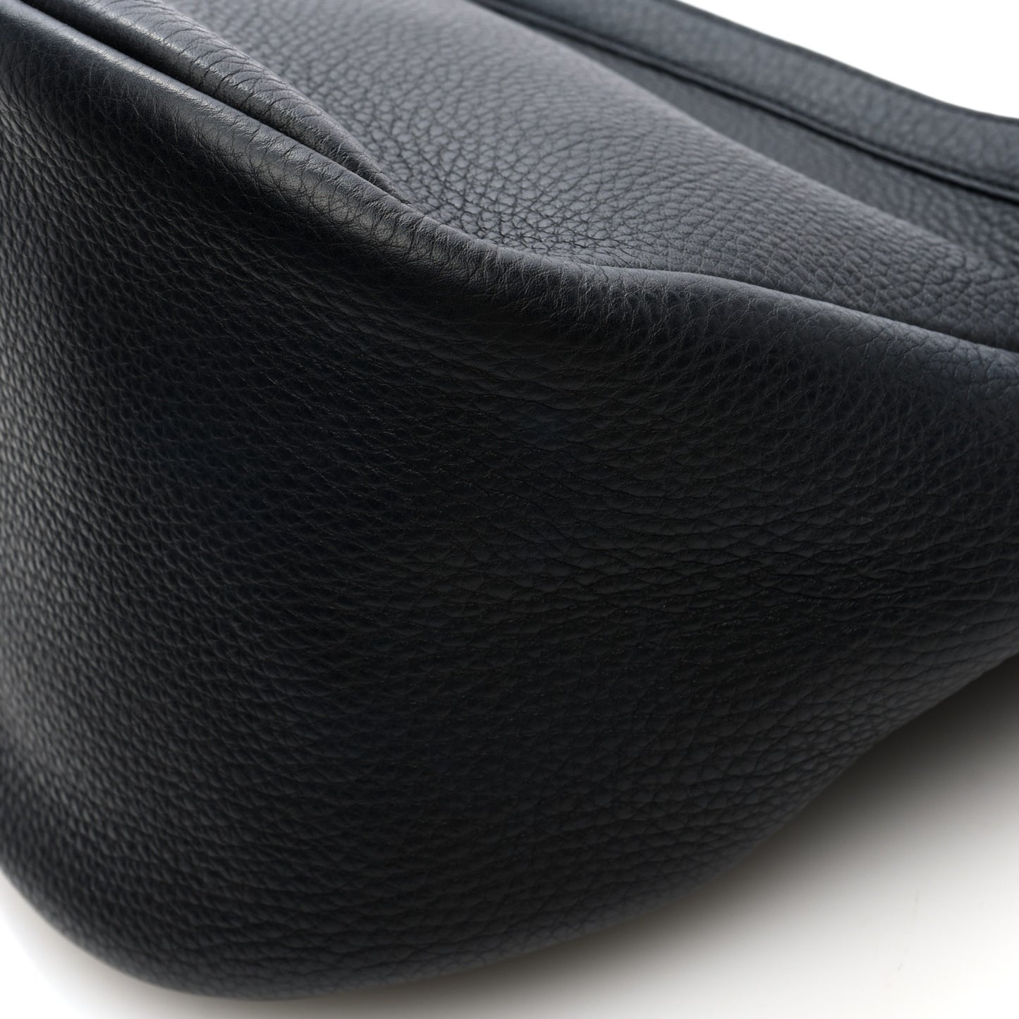 Grained Calfskin Large Slouchy Banana Bag Black