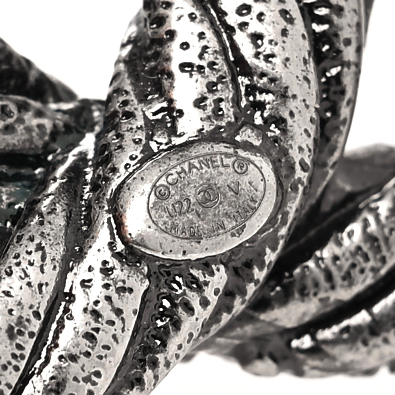 Chanel Ruthenium Twisted CC Brooch Silver 4 of 4