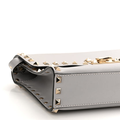 Valentino Garavani Pebbled Calfskin Medium Rockstud Flip Lock Crossbody Bag Pastel Grey 8 of 12