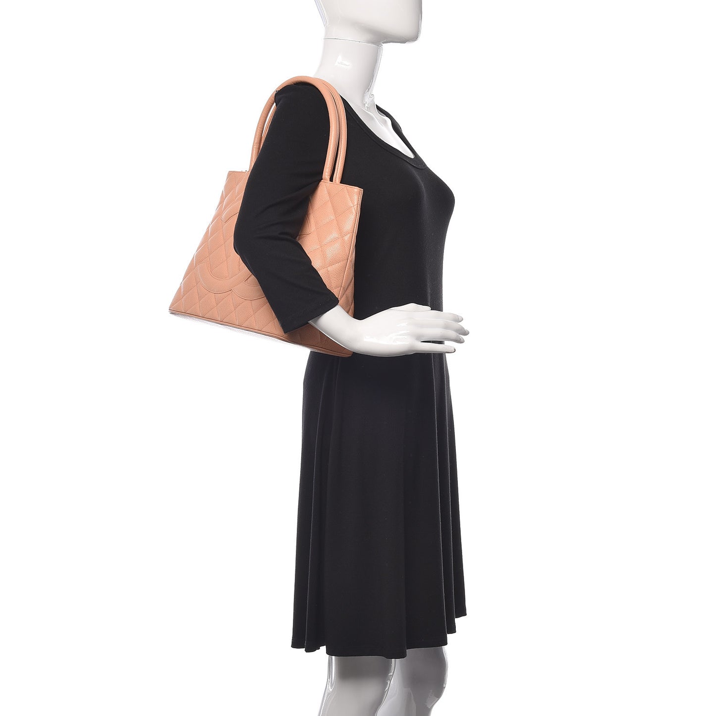 Caviar Medallion CC Tote Light Pink