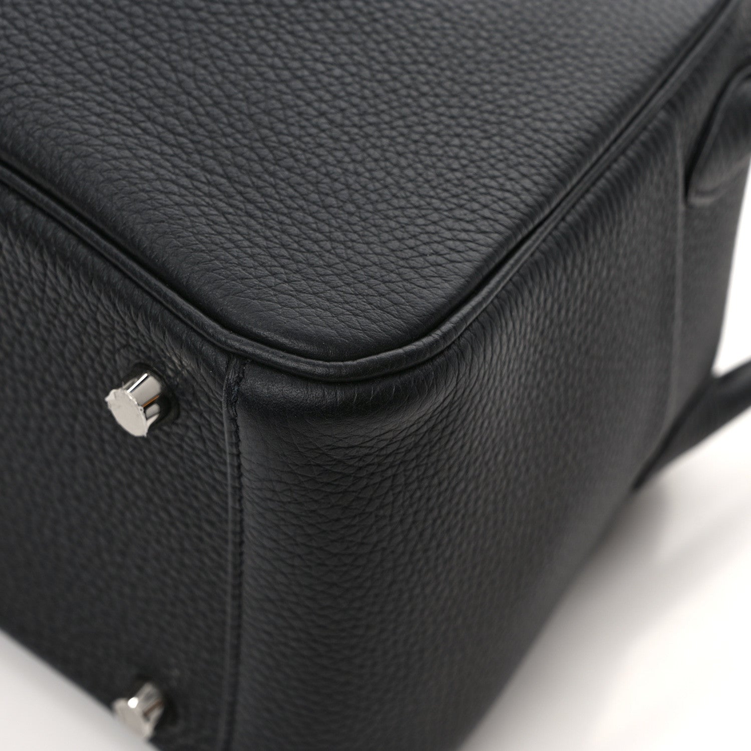 Hermes Taurillon Clemence Lindy 26 Black 10 of 10
