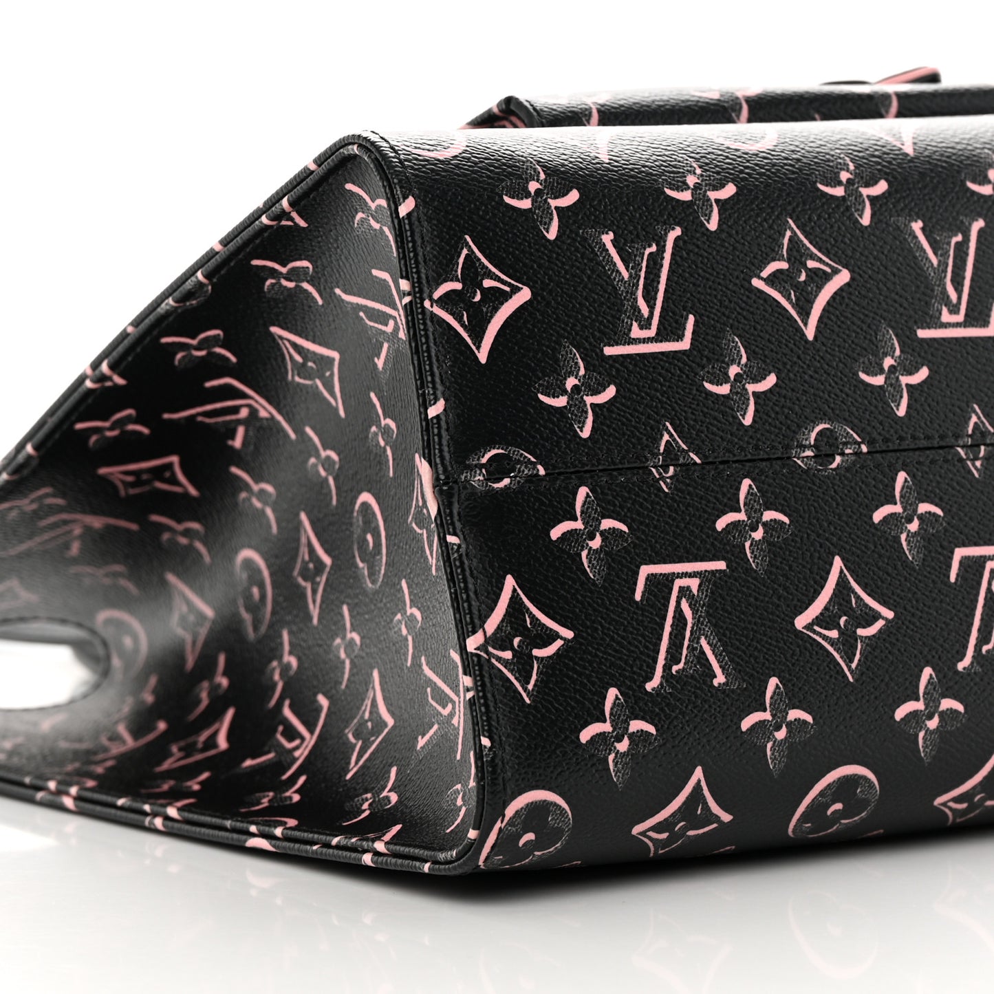 LOUIS VUITTON Monogram Fall for You LV Neo Onthego MM Black