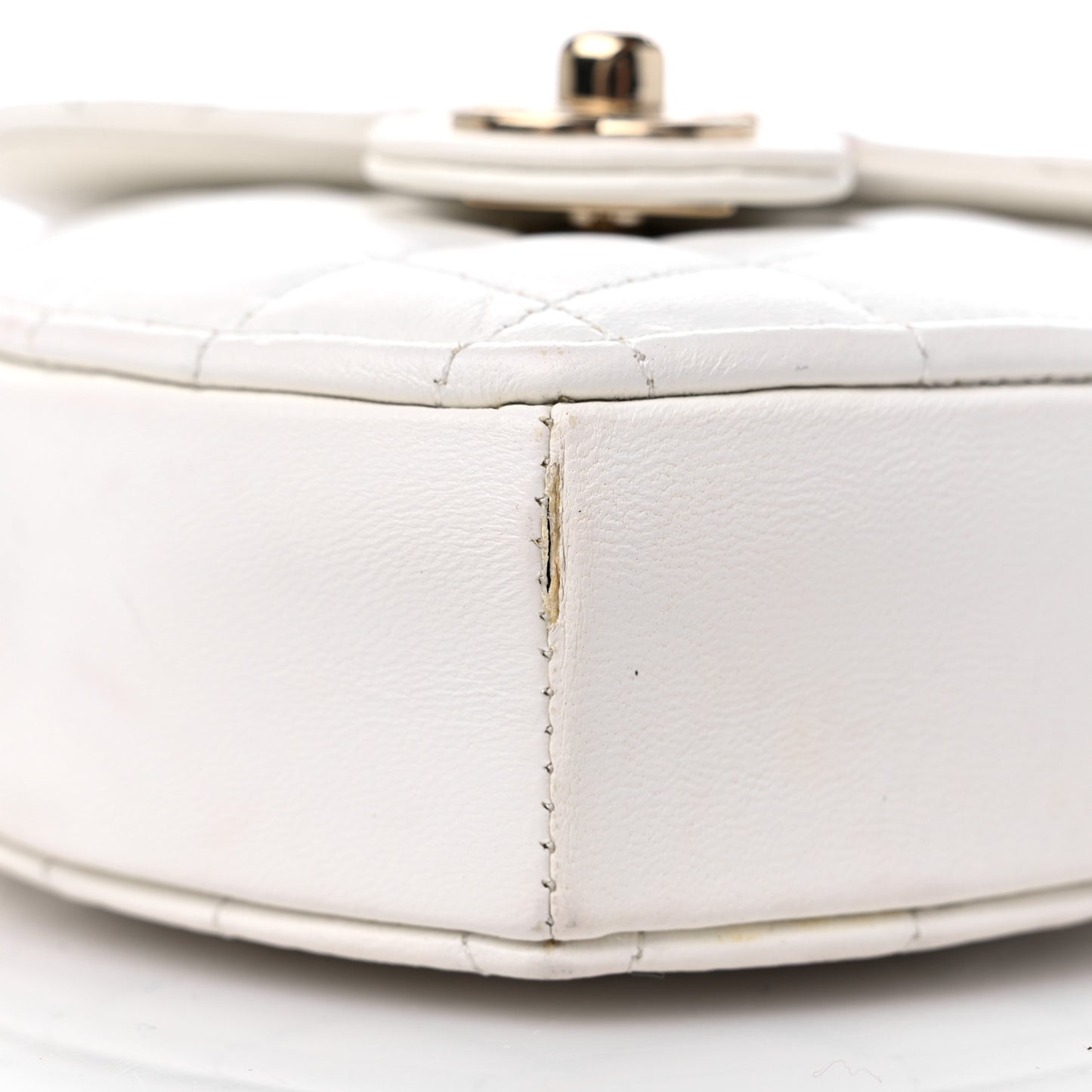 Lambskin Quilted CC In Love Heart Clutch With Chain White
