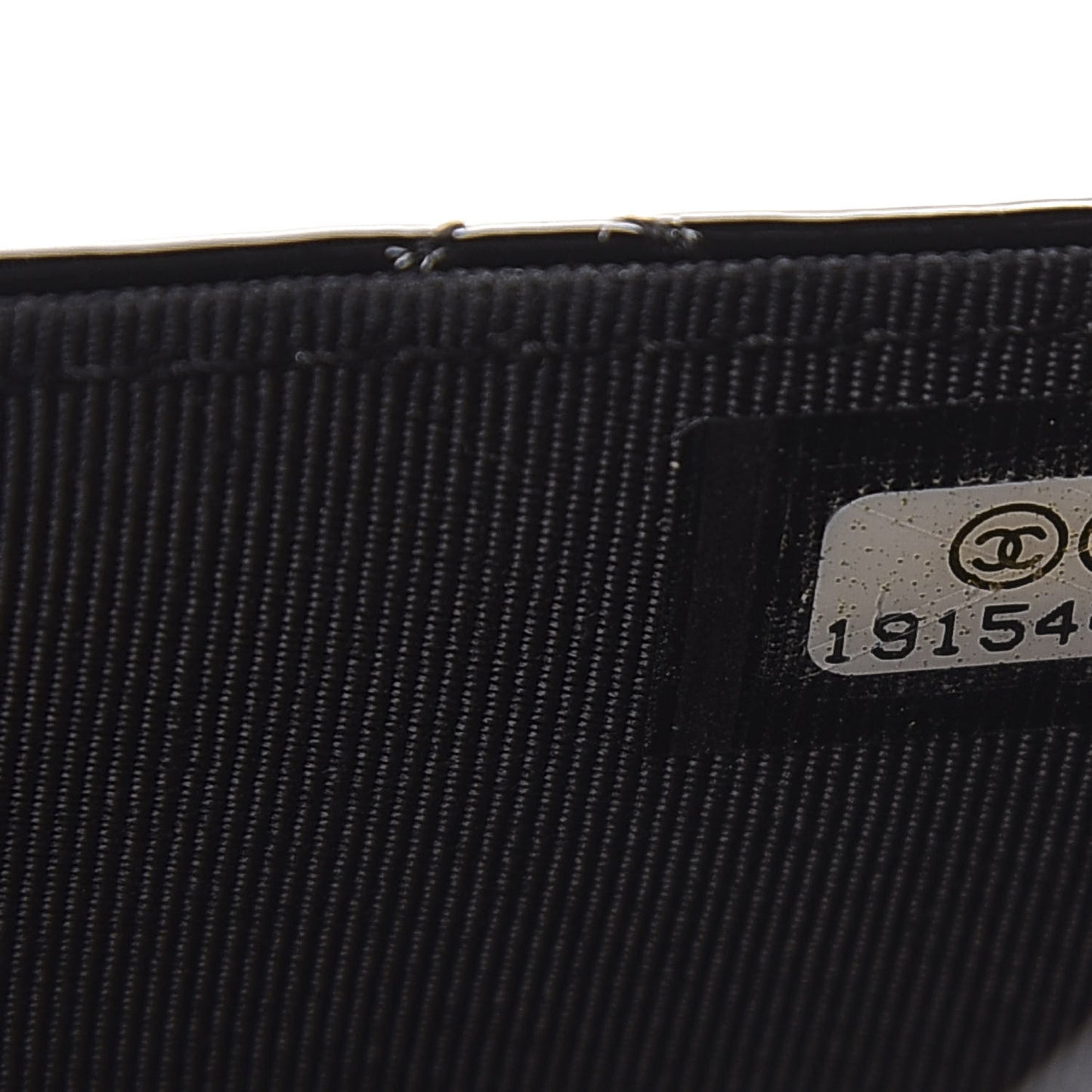Patent Quilted Wallet On Chain WOC Black