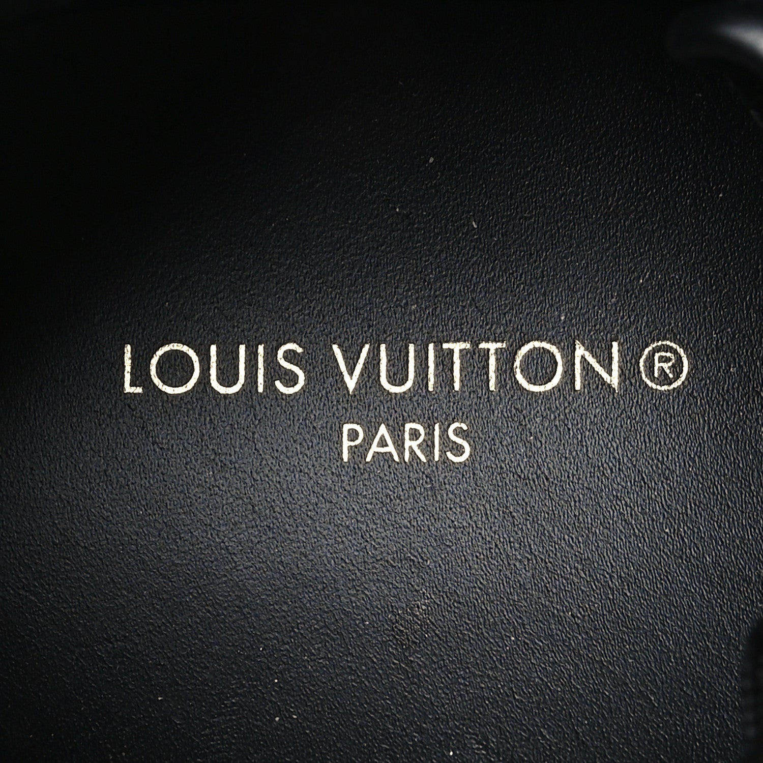 Louis Vuitton Iridescent Textile Monogram Calfskin Mens Run Away Sneakers 9 Black 6 of 8