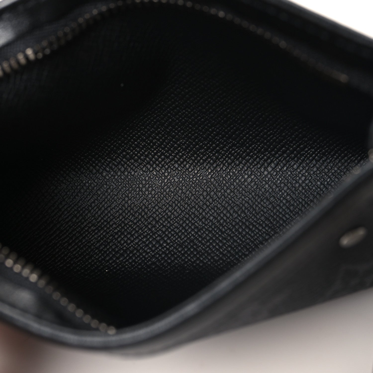 Louis Vuitton Monogram Eclipse Key Pouch Voyage 5 of 8