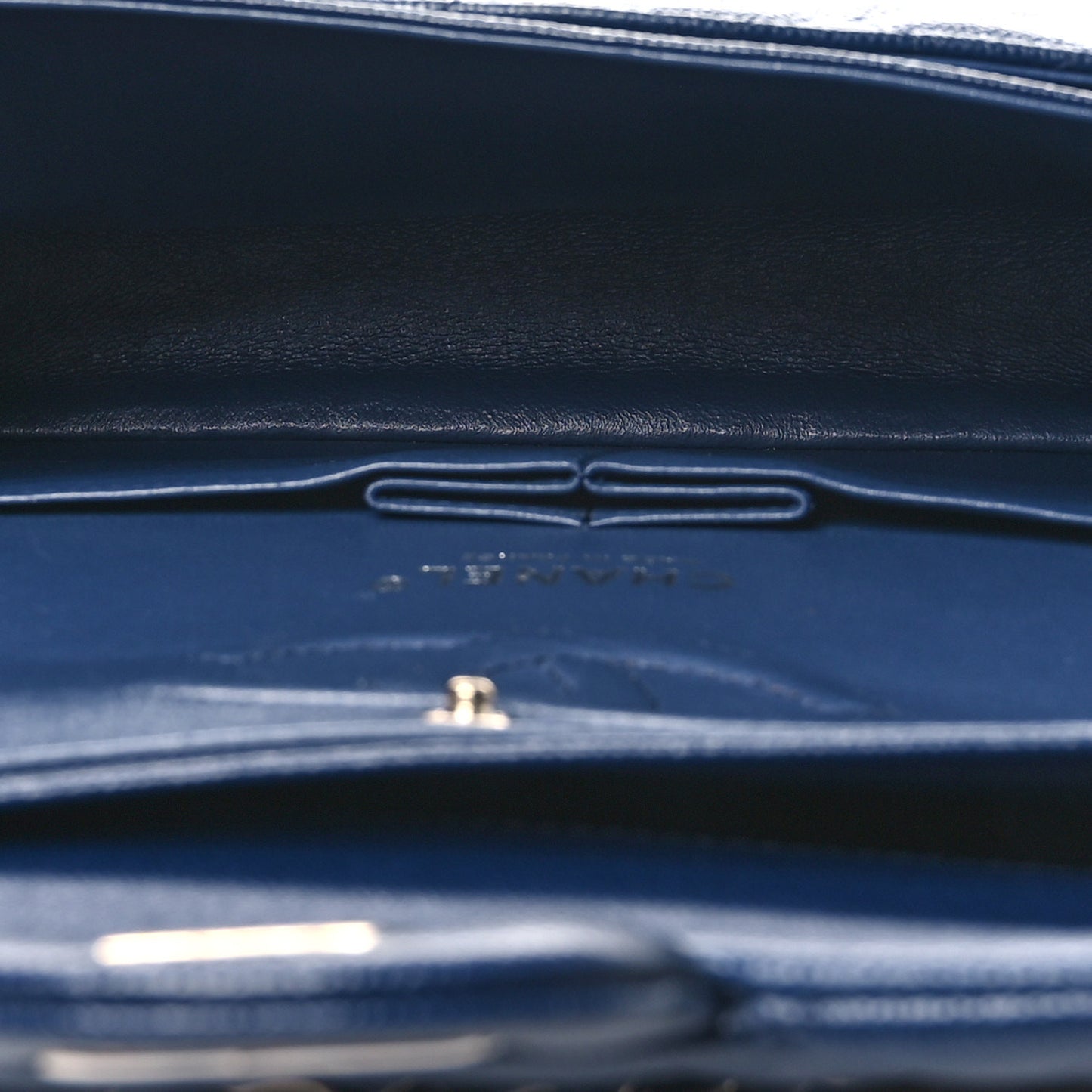 Caviar Quilted Medium Double Flap Navy