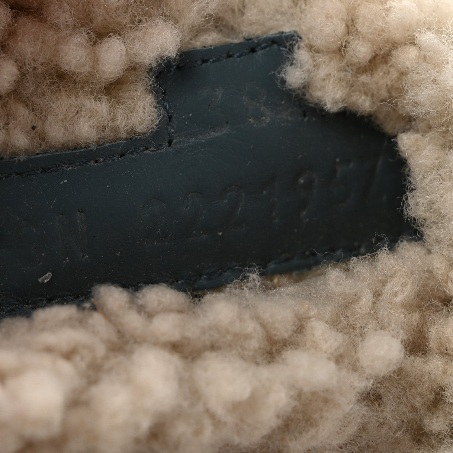 Hermes Suede Goatskin Woolskin Womens Chypre Sandals 38.5 Bleu Pinede Ecru 9 of 9
