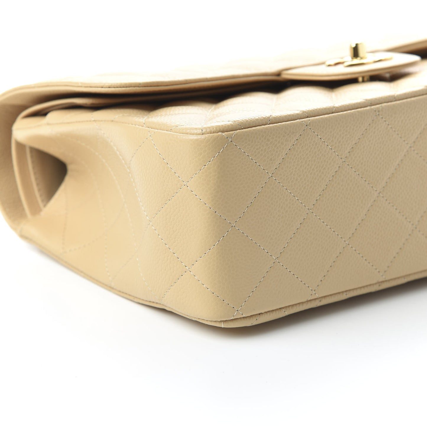 Caviar Quilted Jumbo Double Flap Beige Clair