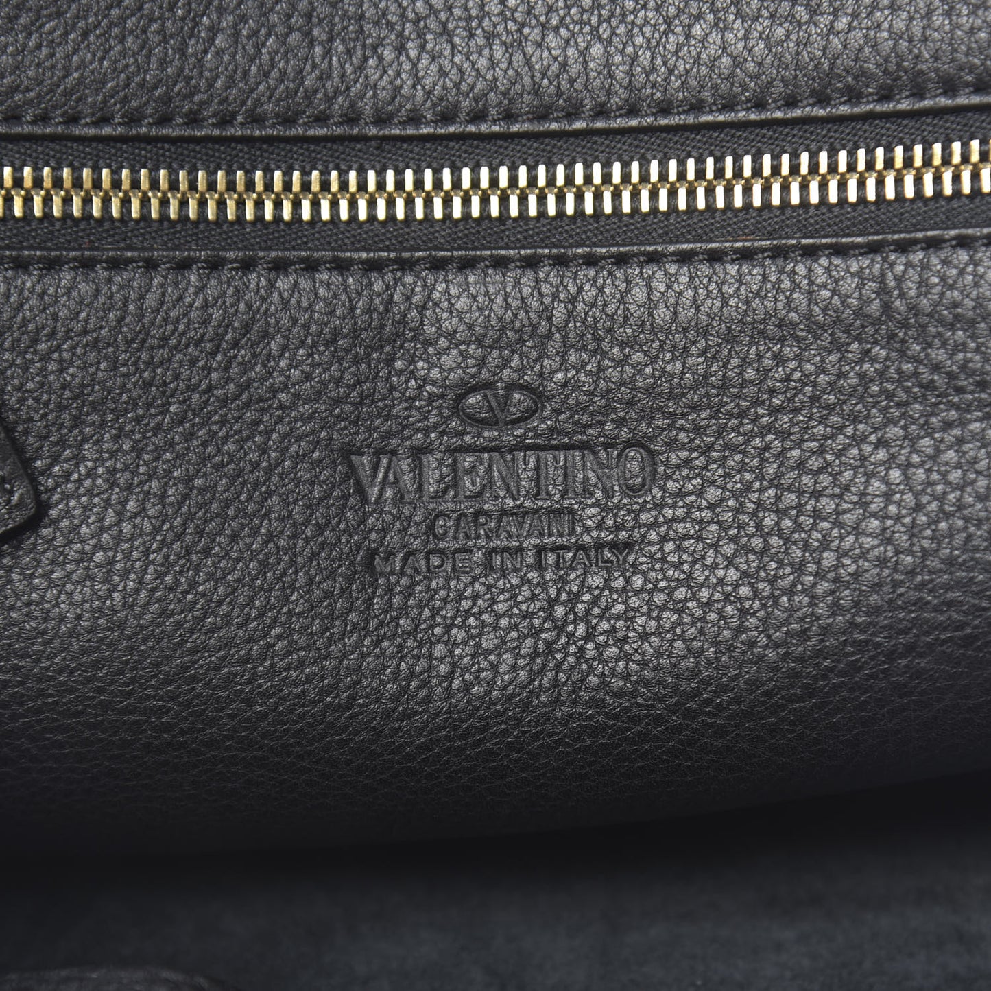 Pebbled Calfskin Large Rockstud Flip-Lock Messenger Bag Black