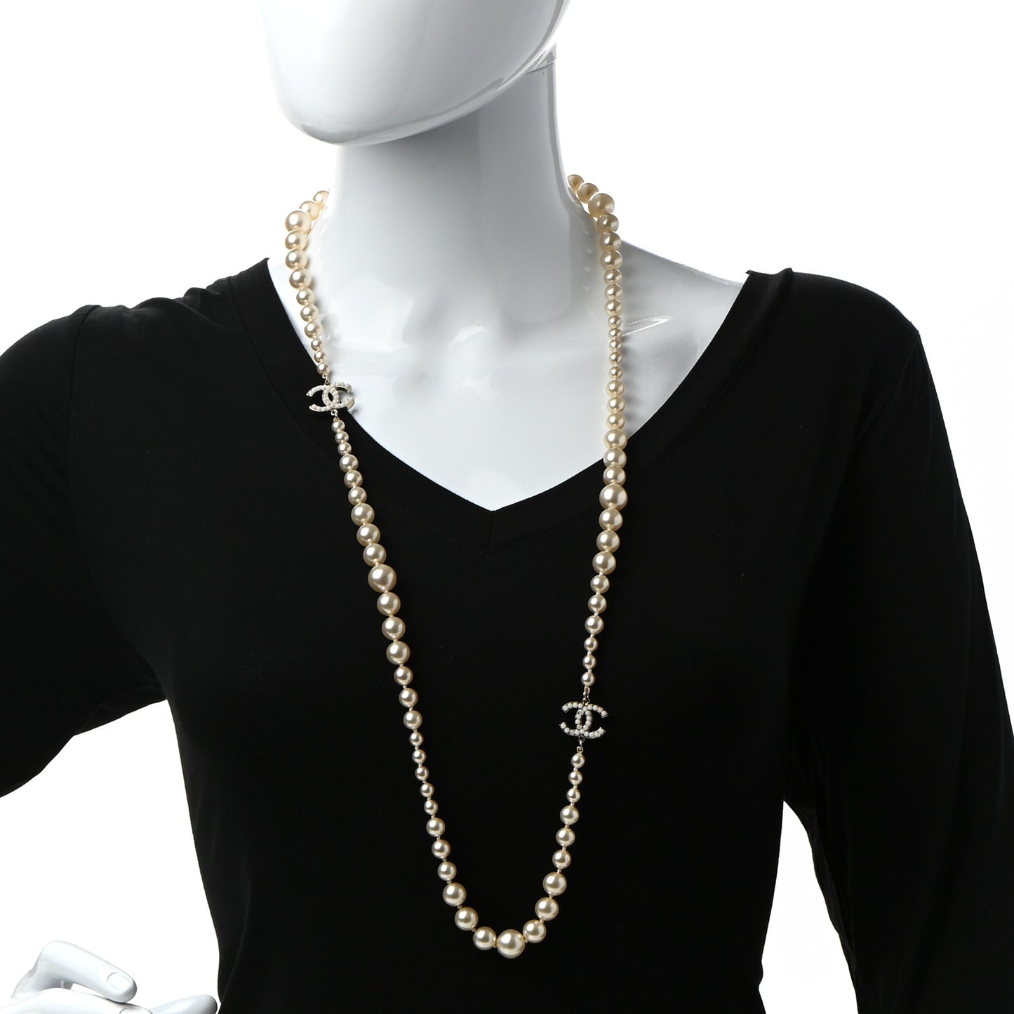 Graduated Pearl CC Long Necklace Gold
