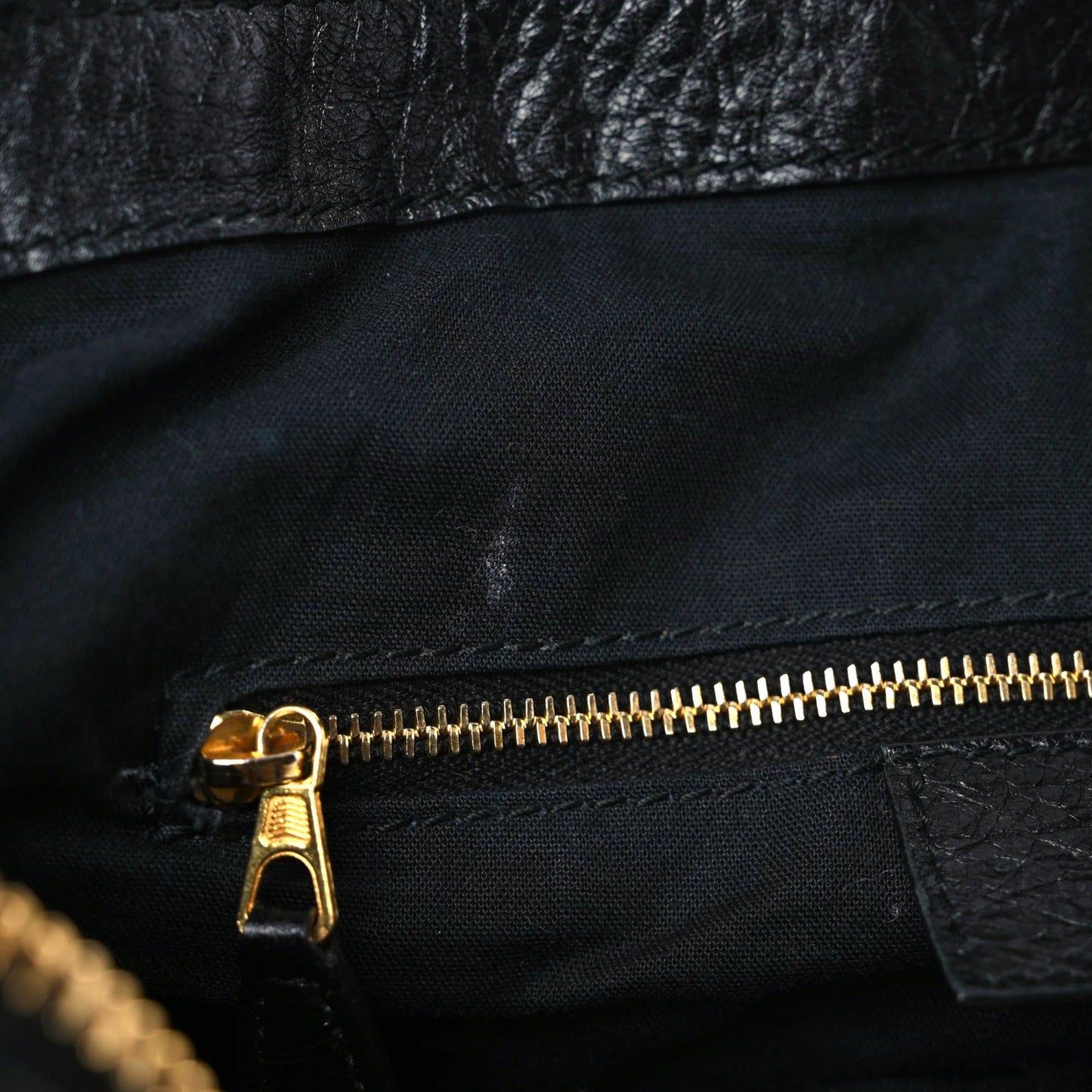 Agneau Giant 12 Gold Hardware Work Black
