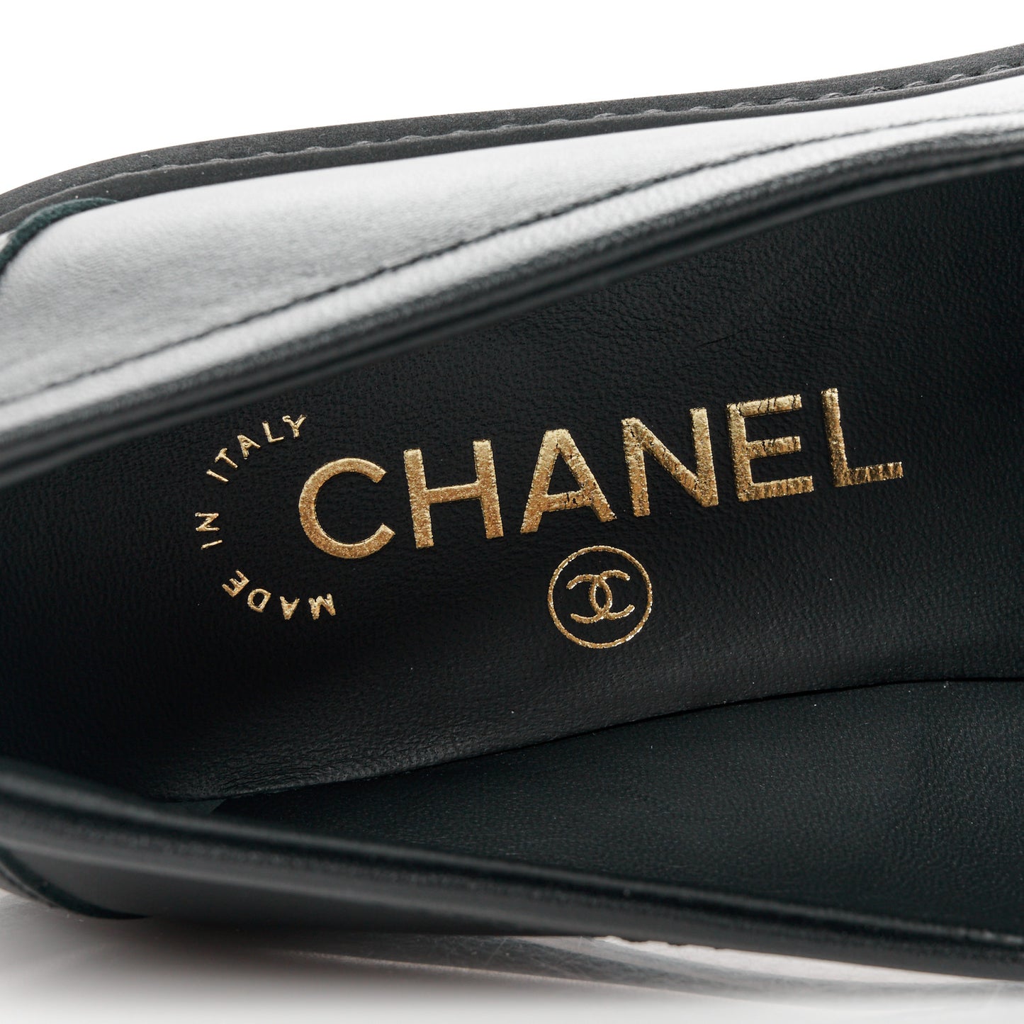 Lambskin Quilted CC Turnlock Loafers 37 Black