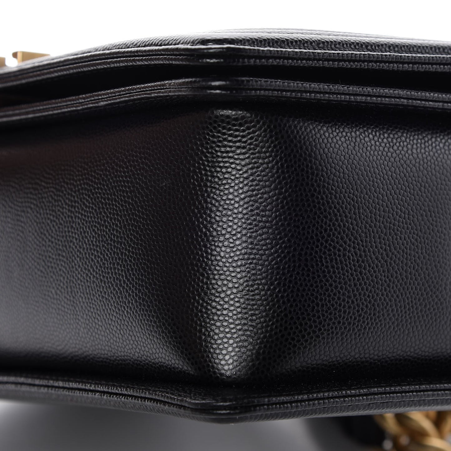 Caviar Quilted New Medium Boy Flap Black