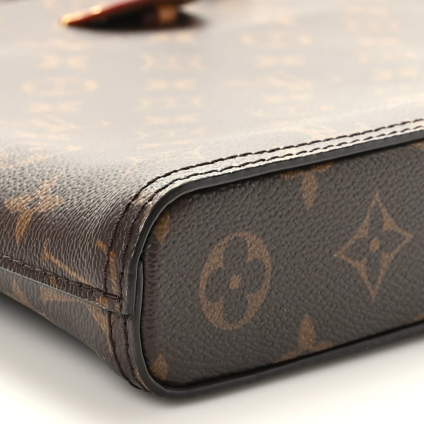 Monogram LV Moon Alma