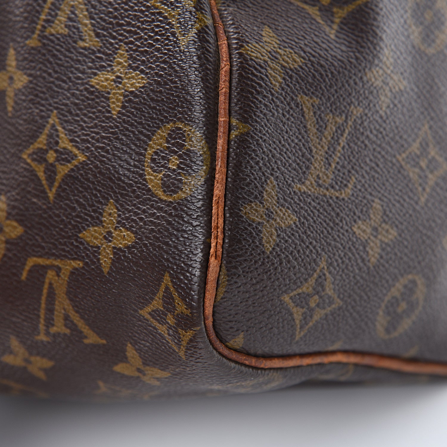 Louis Vuitton Monogram Speedy 25 17 of 29