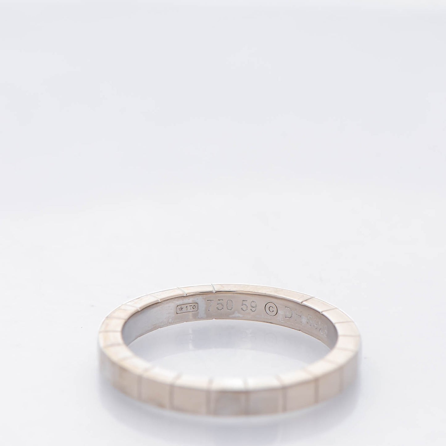 18K White Gold Lanieres Ring 59 8.75