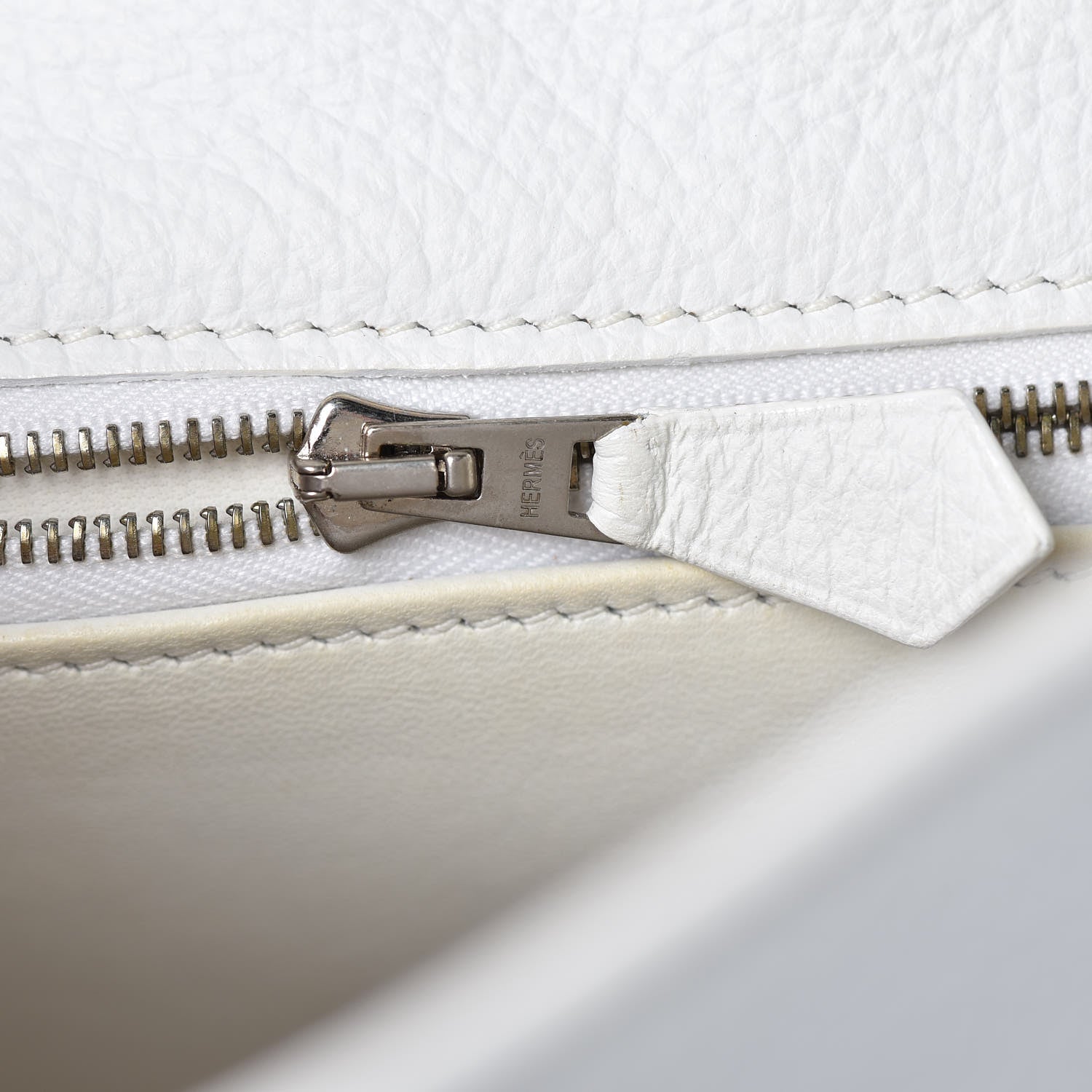 Hermes Taurillon Clemence Toile Kelly Retourne 32 White 18 of 40