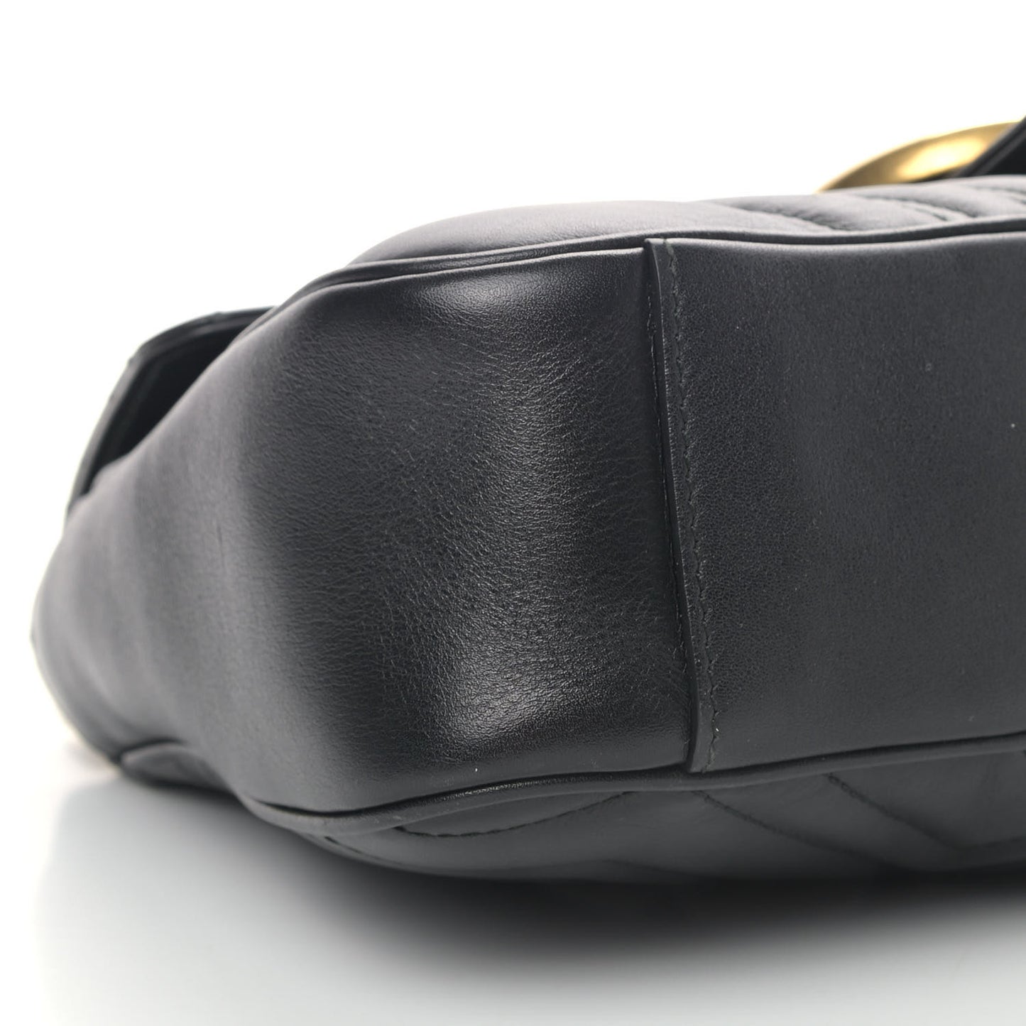 Calfskin Matelasse Medium GG Marmont Shoulder Bag Black