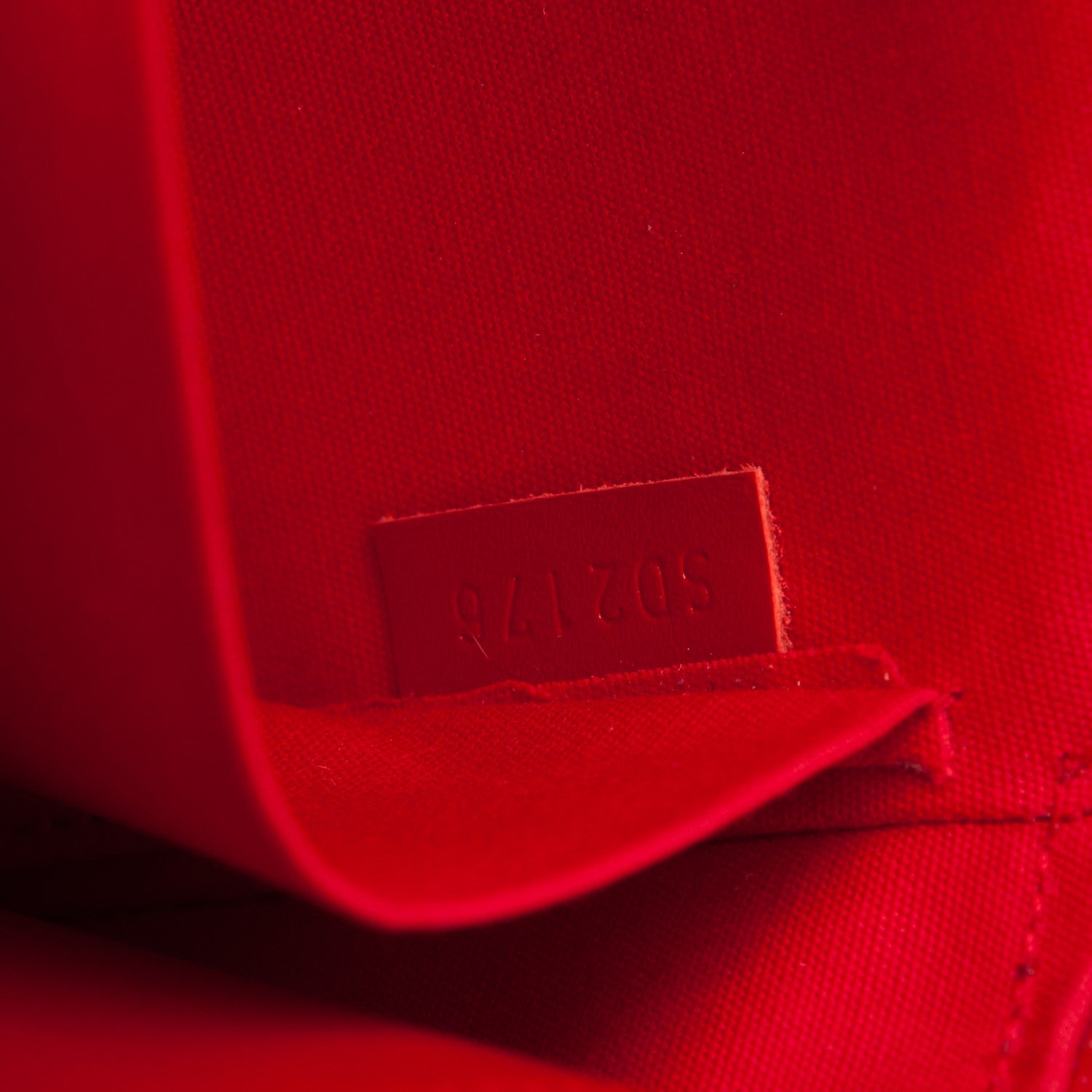 Louis Vuitton Vernis Felicie Pochette Chain Wallet Cherry 7 of 8