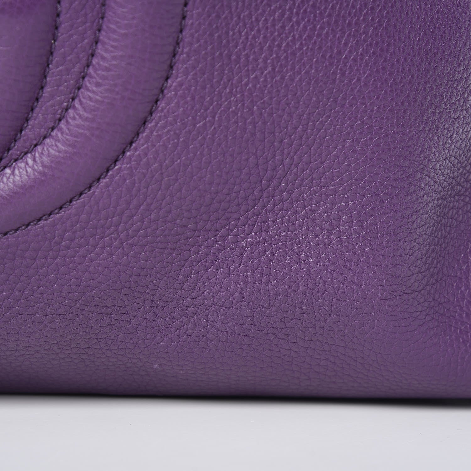 Gucci Pebbled Calfskin Large Soho Shoulder Bag Shine Purple 15 of 16