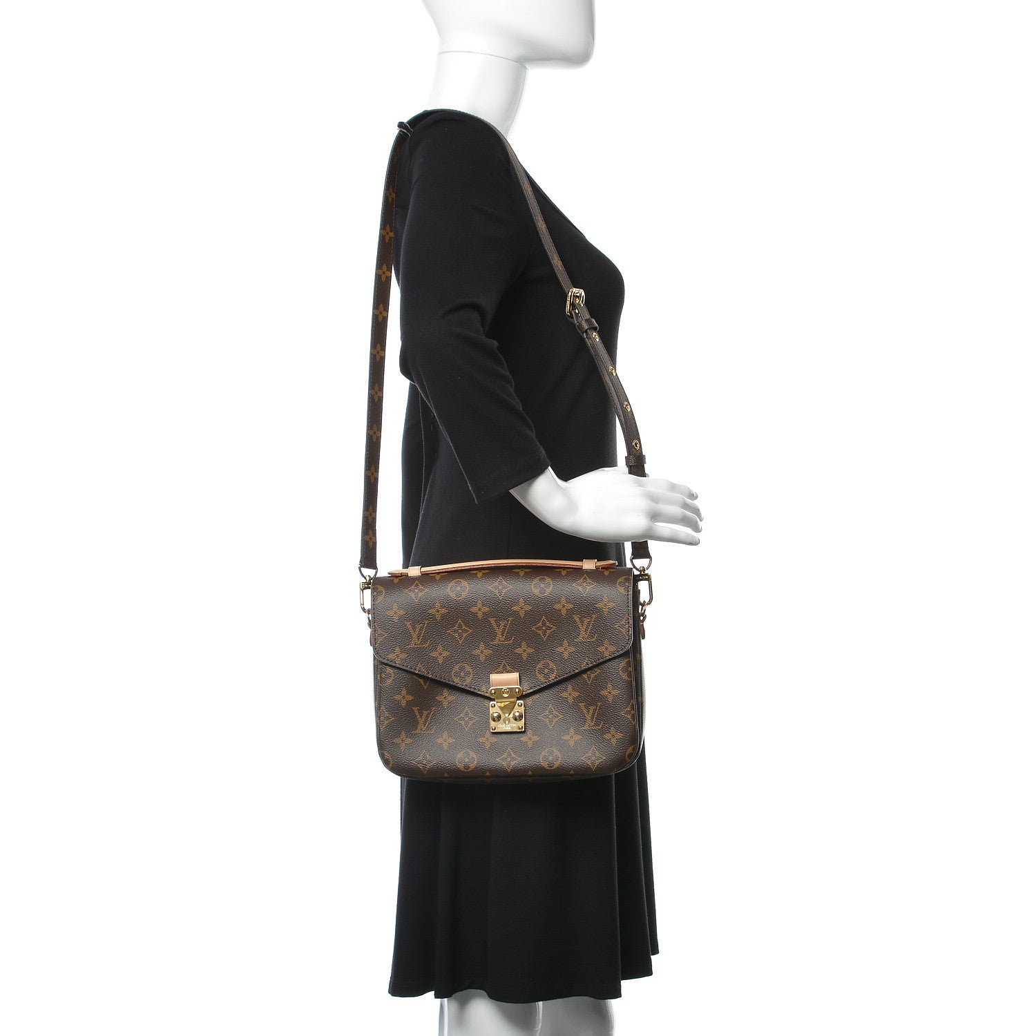 Louis Vuitton Monogram Pochette Metis 2 of 10
