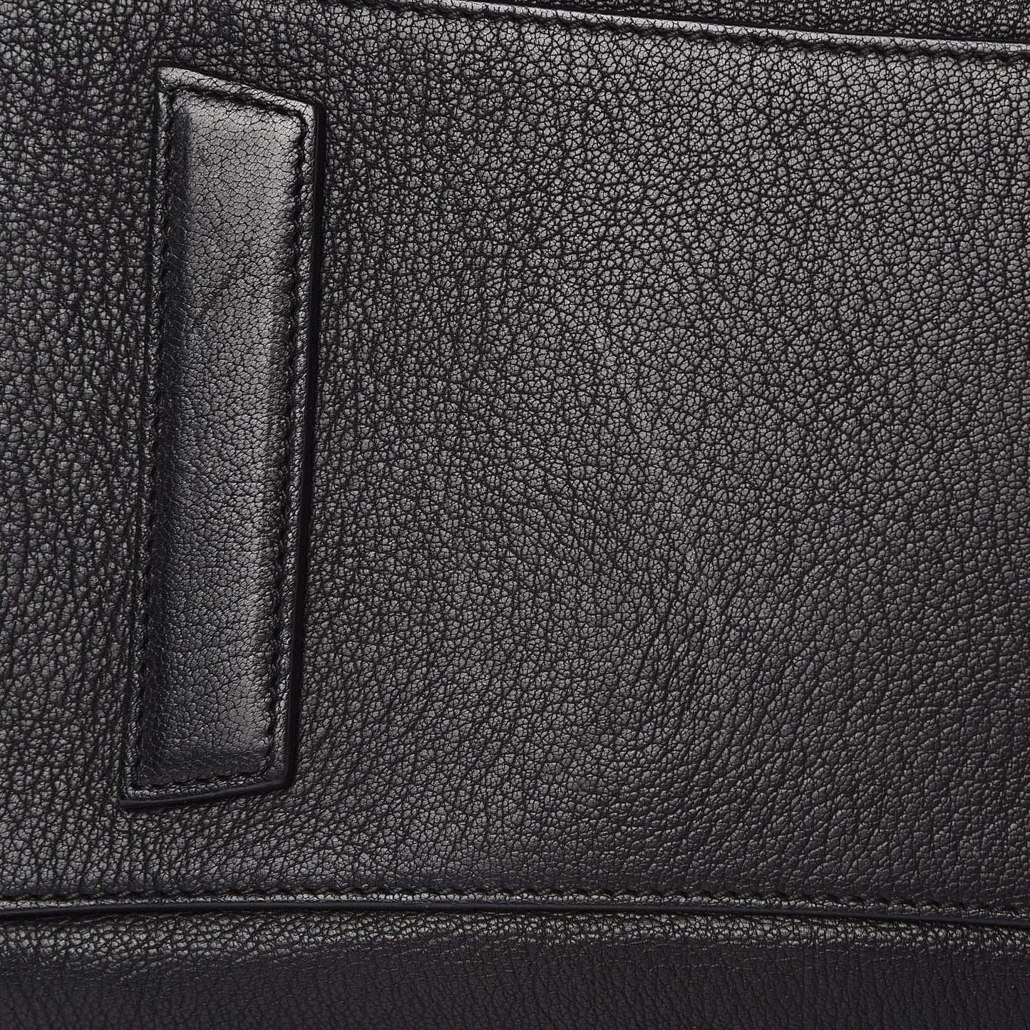 Sugar Goatskin Medium Antigona Black