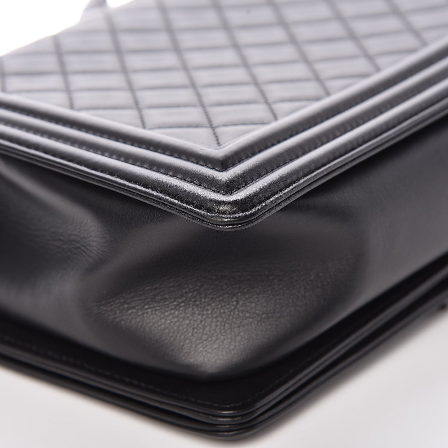 Calfskin Quilted New Medium Boy Flap So Black