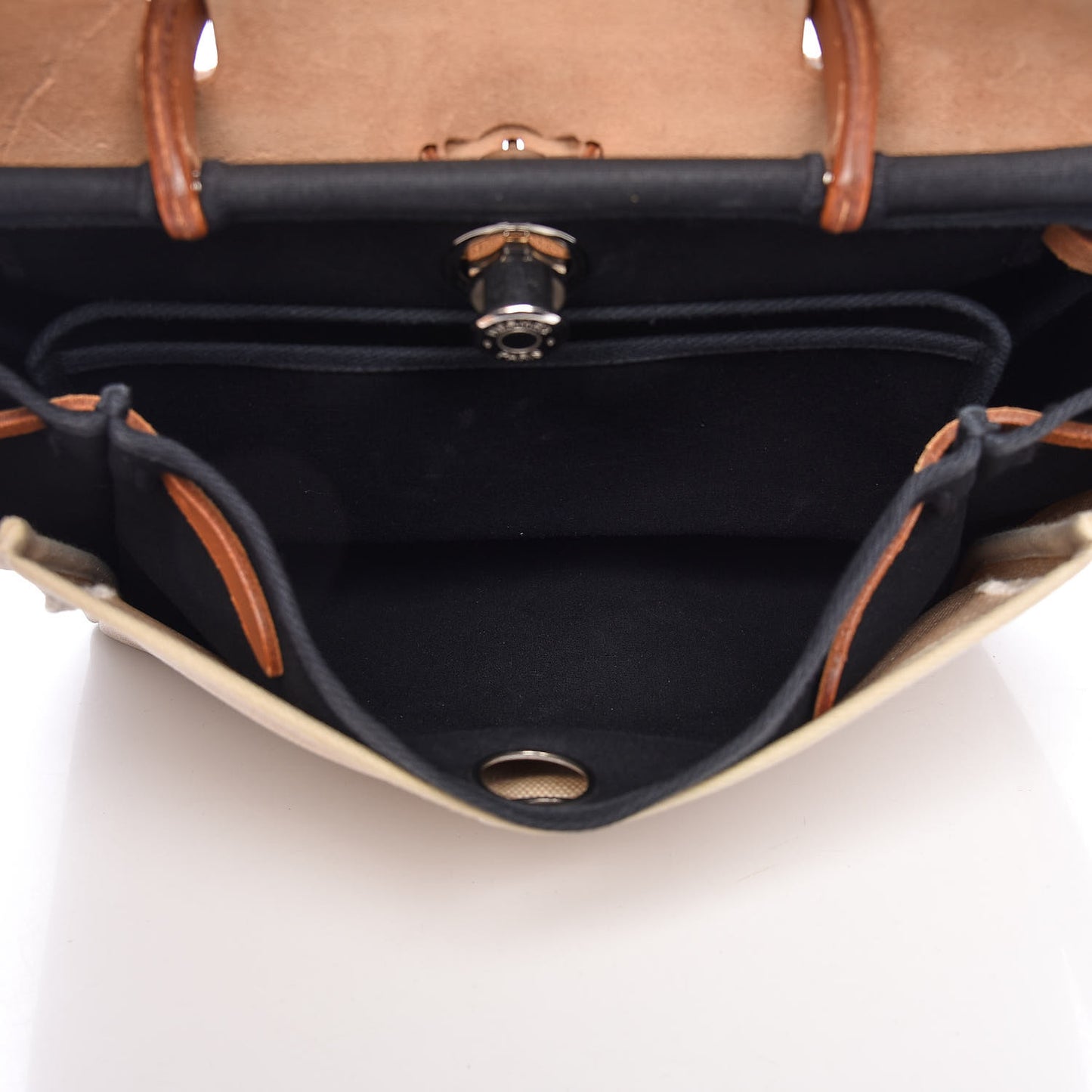 Toile Vache Calfskin Herbag 30 PM Black Natural