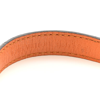 Louis Vuitton Monogram Essential V Bracelet 19 5 of 7