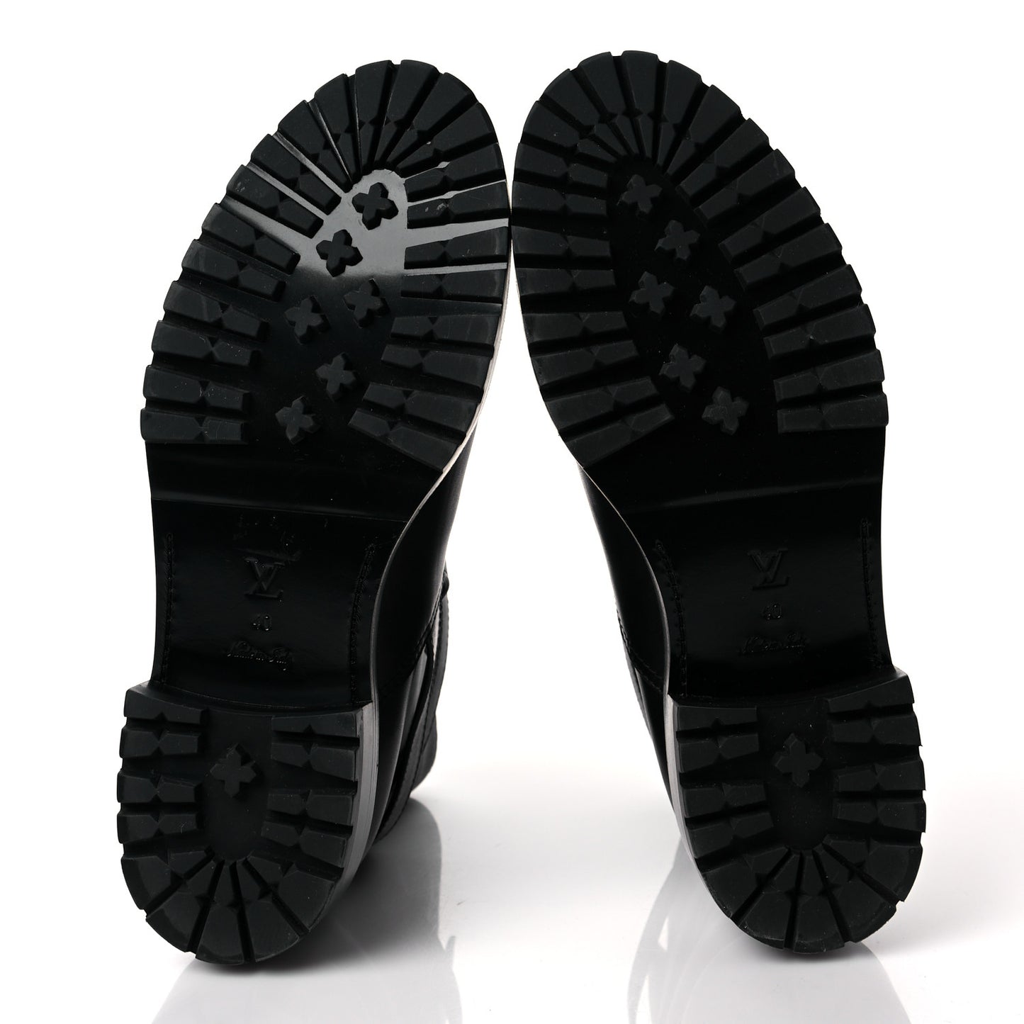 Calfskin Monogram Discovery Flat Ankle Boots 40 Black