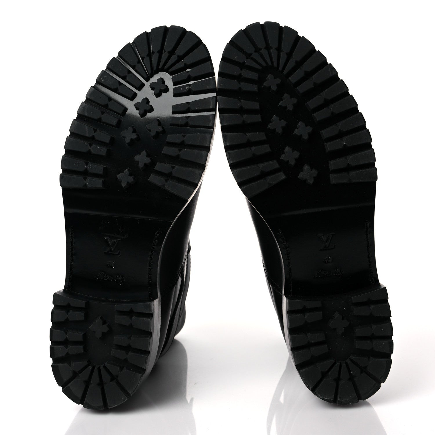 Louis Vuitton Calfskin Monogram Discovery Flat Ankle Boots 40 Black 5 of 8