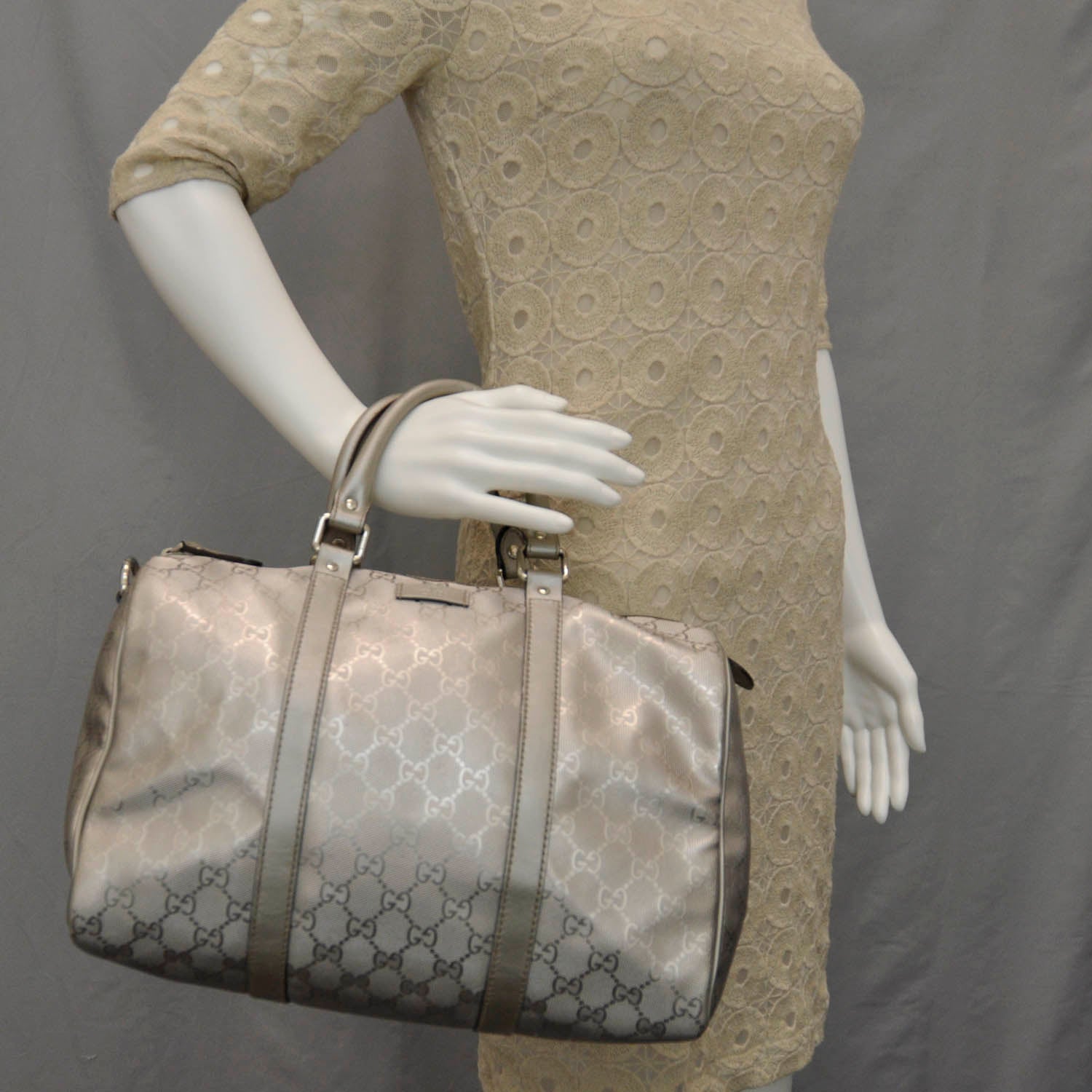 Gucci Imprime Monogram Medium Joy Boston 2 of 9