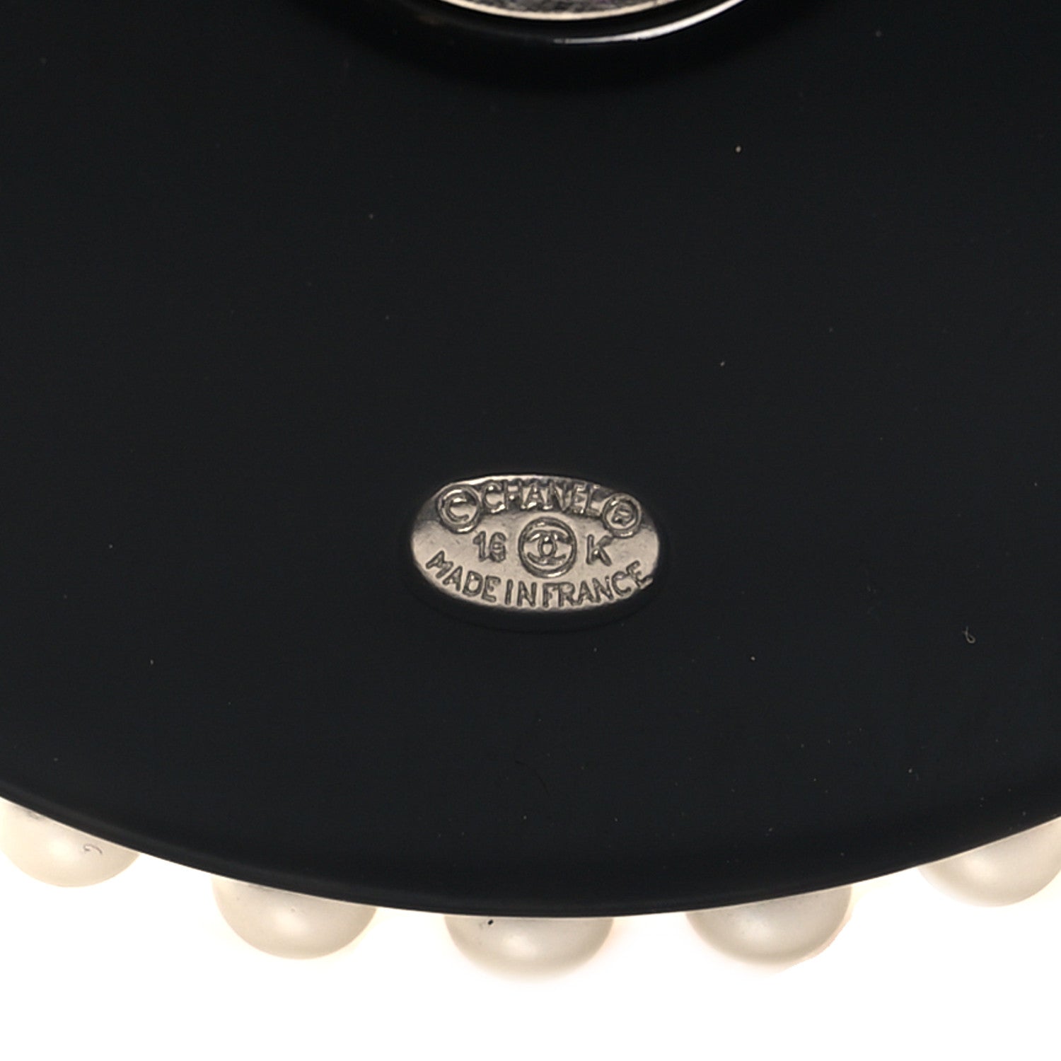 Chanel Resin Pearl Emoji Hair Tie Black White 3 of 4