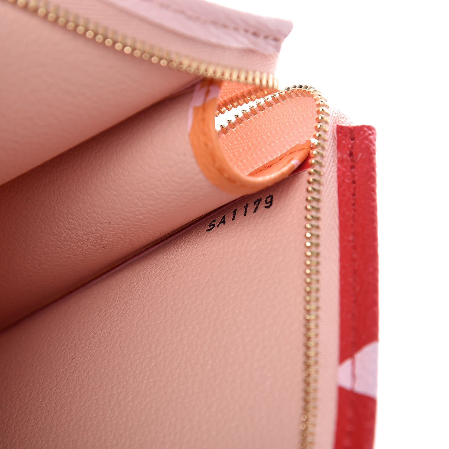 Louis Vuitton Monogram Giant Toiletry Pouch 26 Rouge 9 of 10