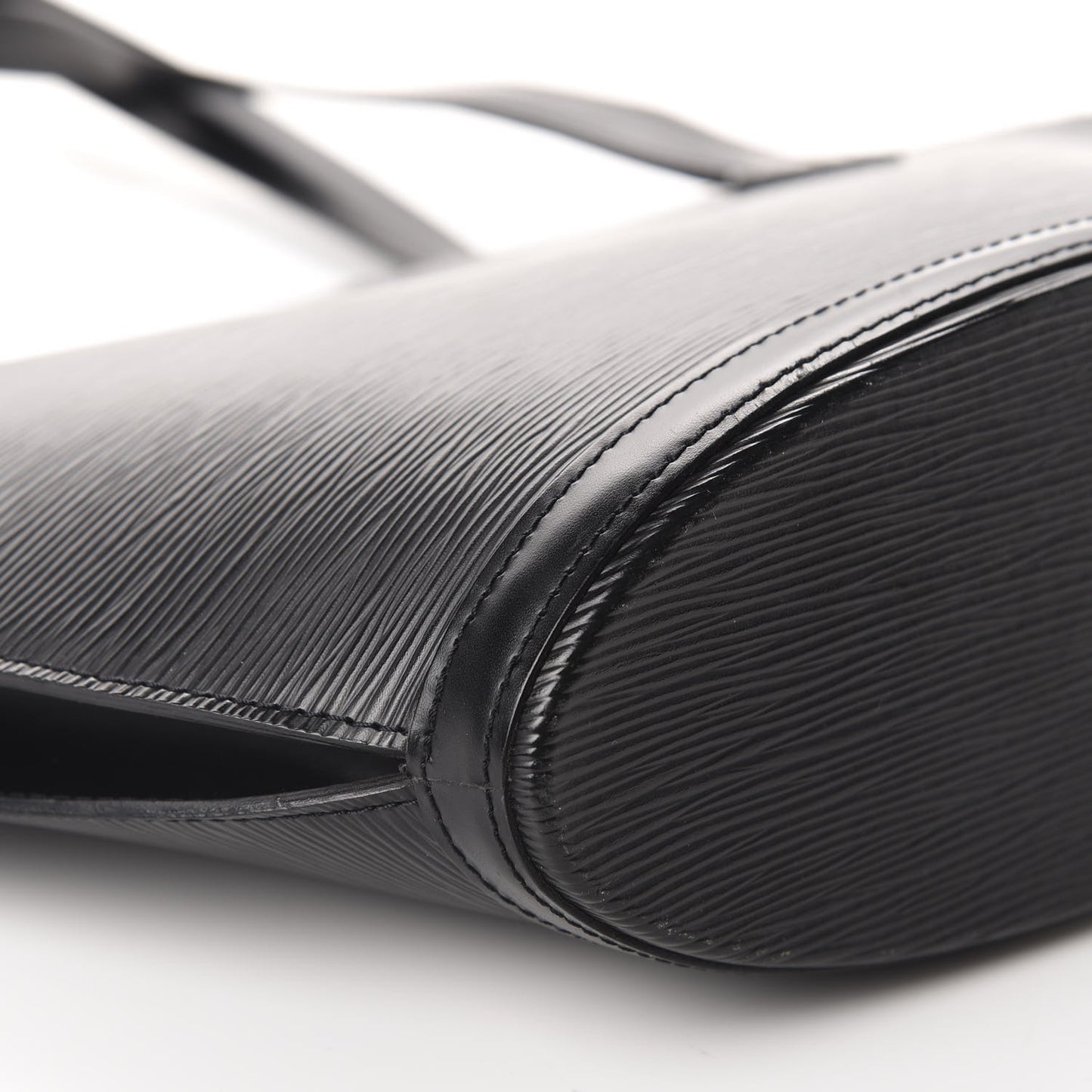 Epi Saint Jacques PM Long Straps Black