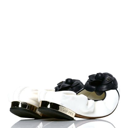 Chanel Lambskin Camellia Cap Toe Ballerina Flats 35.5 White Black 3 of 7
