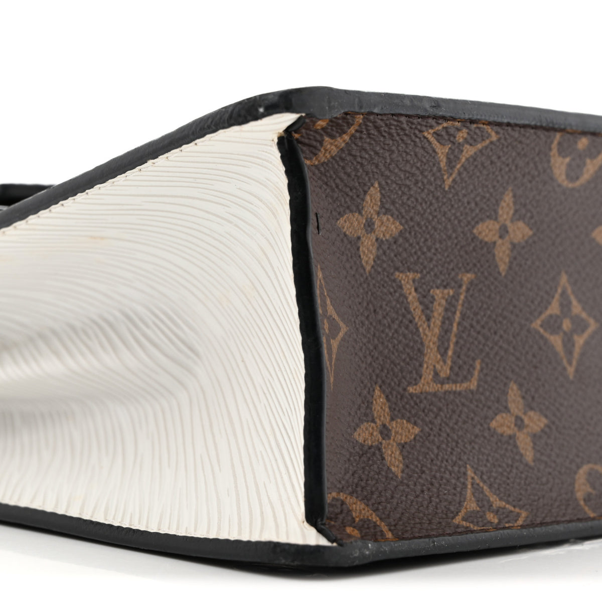 Louis Vuitton Vernis Epi Monogram Spring Street Black 8 of 17