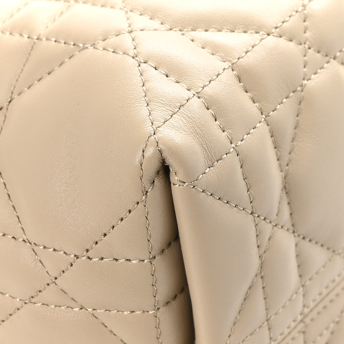 Calfskin Macrocannage Small Toujours Beige