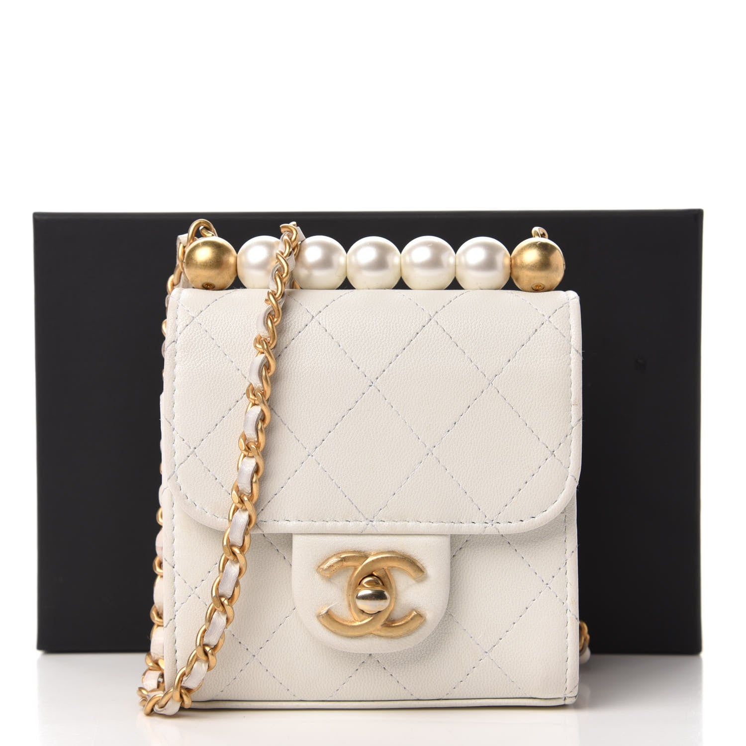 Chanel Goatskin Chic Pearls Clutch On Chain White 11 of 18