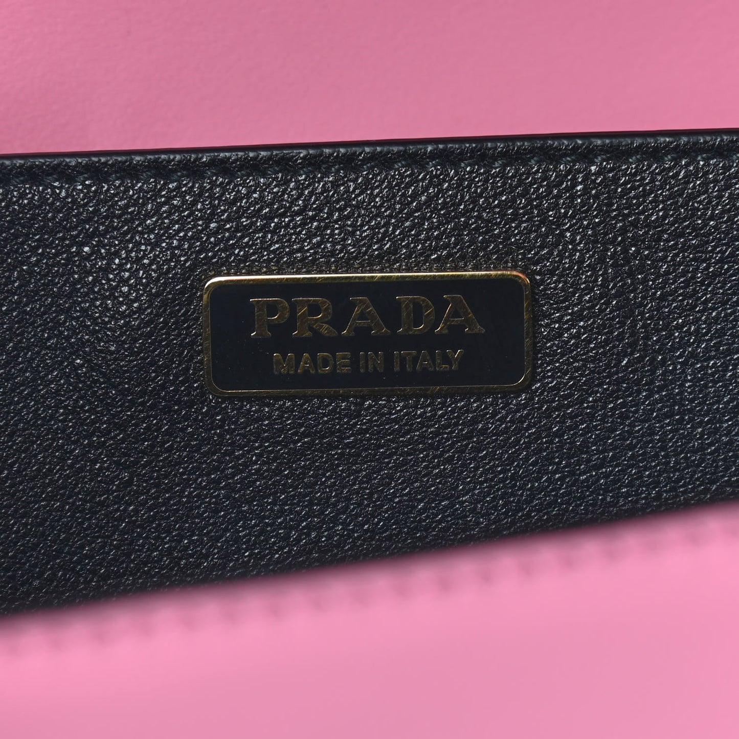 City Calf Saffiano Cahier Bag Fuxia Black