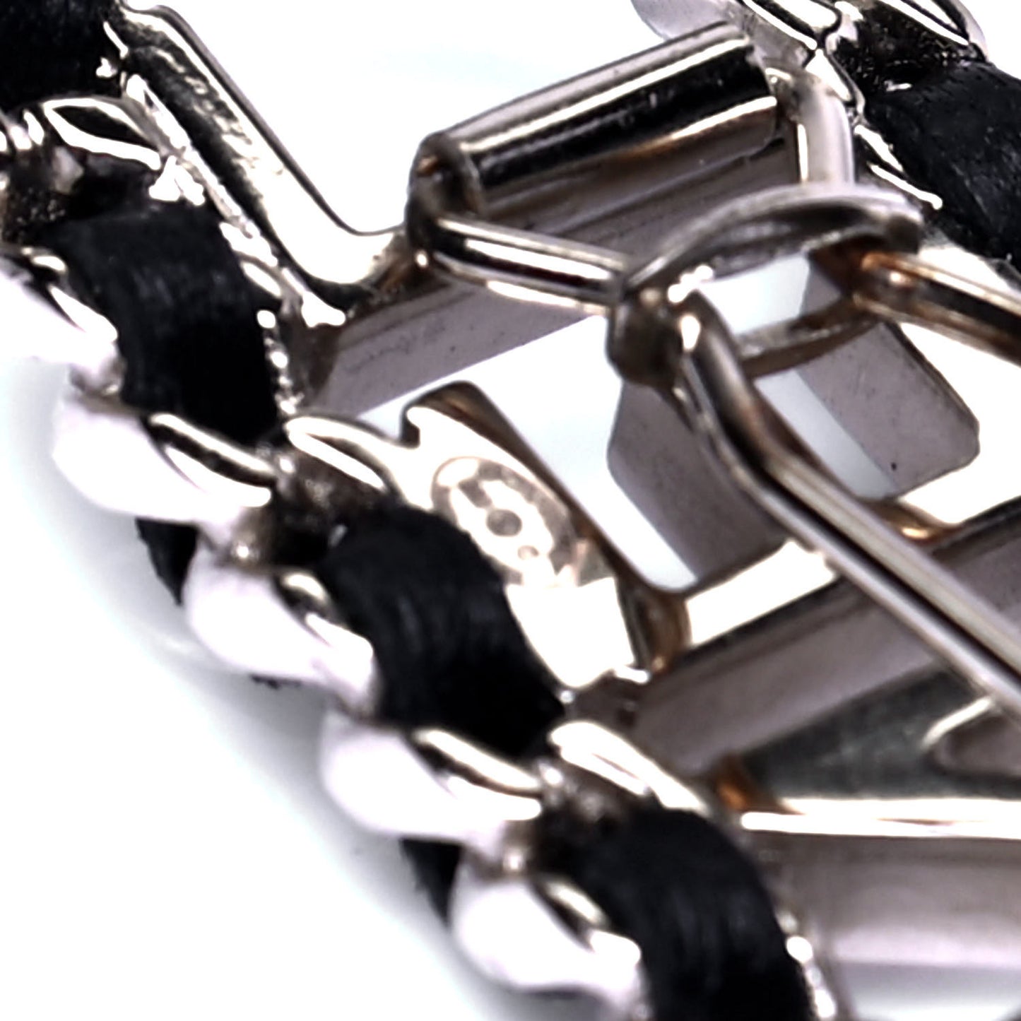 Metal Lambskin Vintage Allure Logo Hair Clip Black Gold