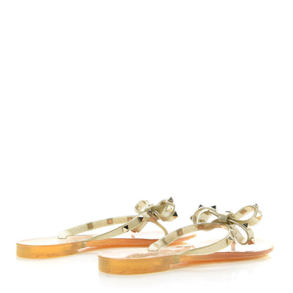 Valentino Garavani PVC Jelly Glitter Rockstud Bow Thong Sandals 37 Oro 4 of 8