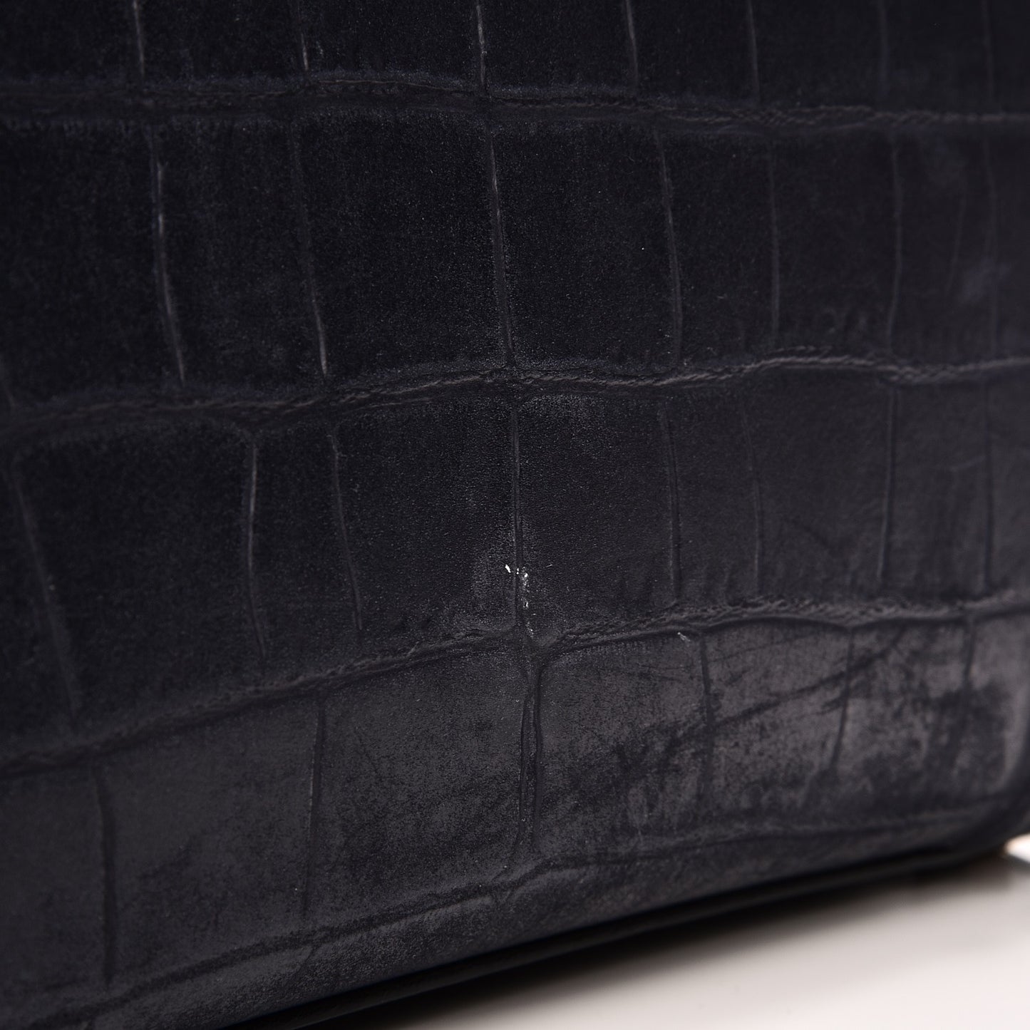 Crocodile Embossed Nubuck Medium Phantom Luggage Navy Blue