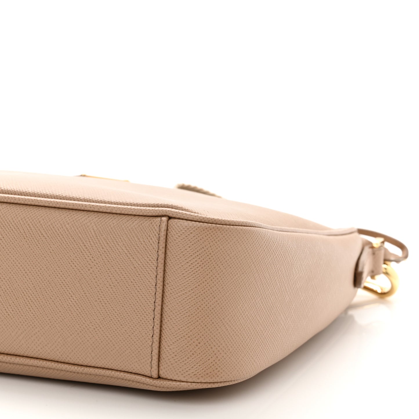 Saffiano Lux Re-Edition 2005 Shoulder Bag Cammeo