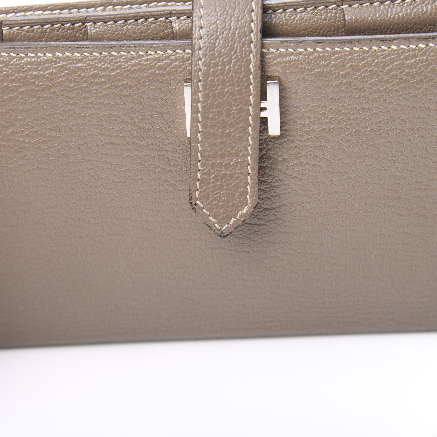 Chevre Mysore Bearn Gusset Wallet Etoupe