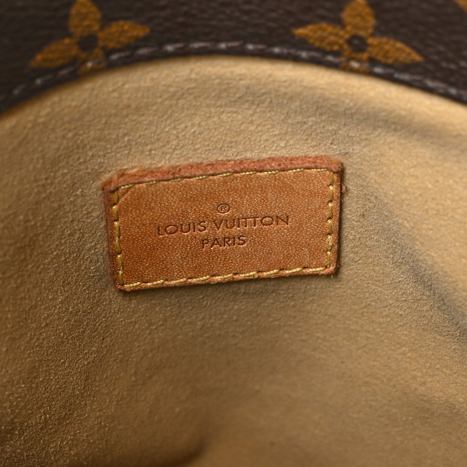 Louis Vuitton Monogram Artsy MM 6 of 11