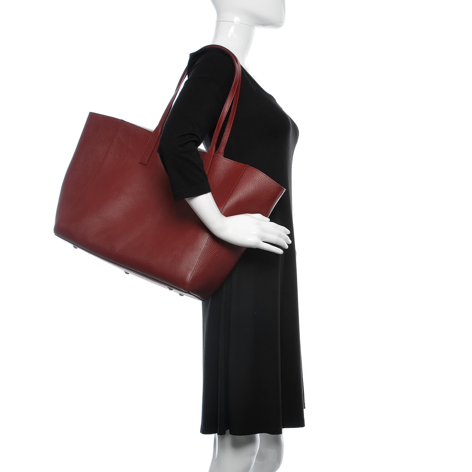 MCM Grained Calfskin Medium Reversible Wandel Tote Ruby Tan 3 of 15